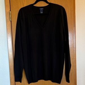 NWOT Women's Cashmere Black V-Neck Sweater